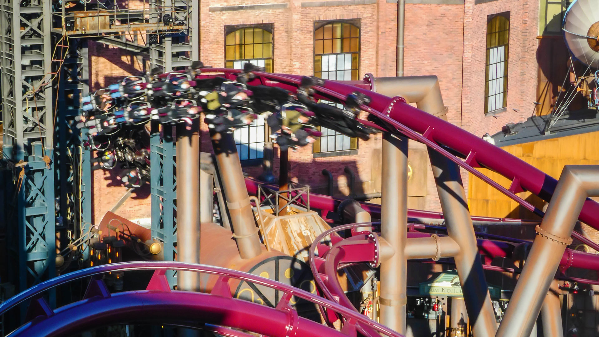 Rock 'n' Roller Coaster - POV - Walt Disney World / Disney's Hollywood  Studios - Vekoma - LSMcoaster 