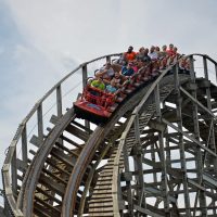 Lightning Racer Hersheypark wooden racing roller coaster